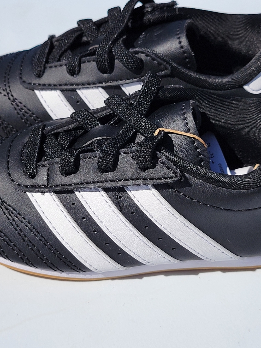 KIDS 8K ADIDAS TAEKWONDO SHOES – BLACK/WHITE – NEW IN BOX - Picture 8 of 8